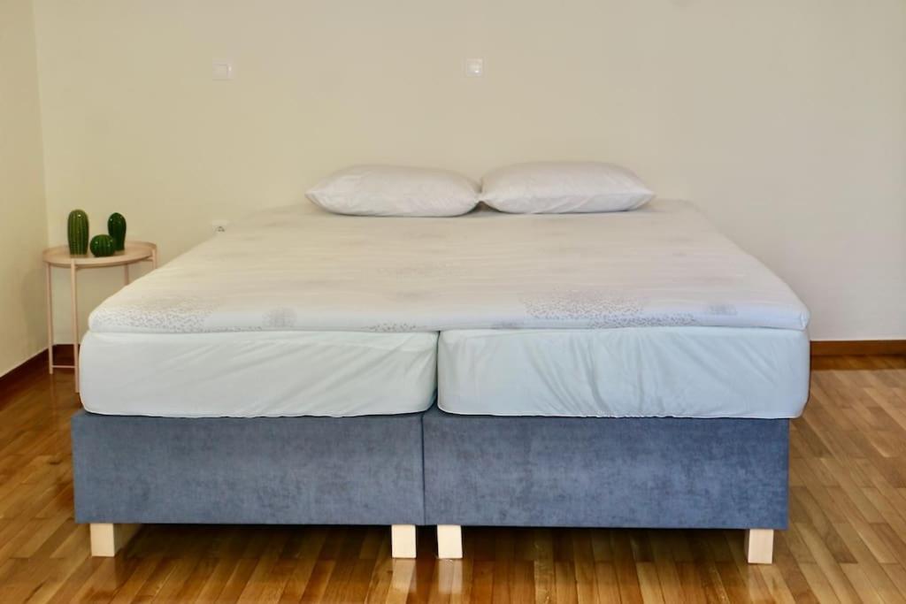 Apartament Glyfada Path Of Poets Ateny Zewnętrze zdjęcie