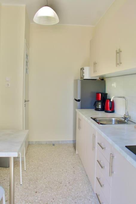 Apartament Glyfada Path Of Poets Ateny Zewnętrze zdjęcie